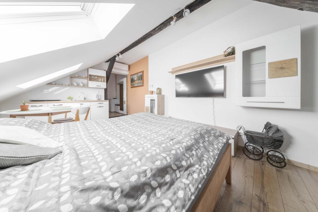 Gudu Apartments Košice Buitenkant foto